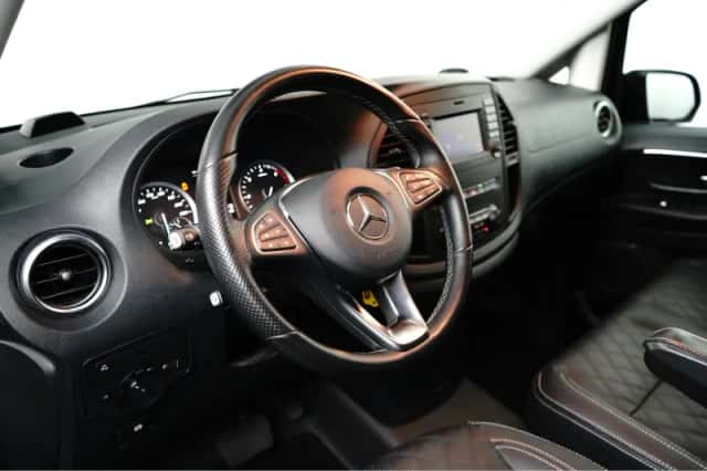 Mercedes-Benz Vito (2020) thumbnail 11