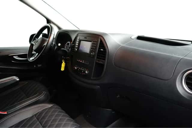 Mercedes-Benz Vito (2020) thumbnail 5