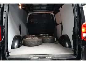 Mercedes-Benz Vito (2020) thumbnail 9