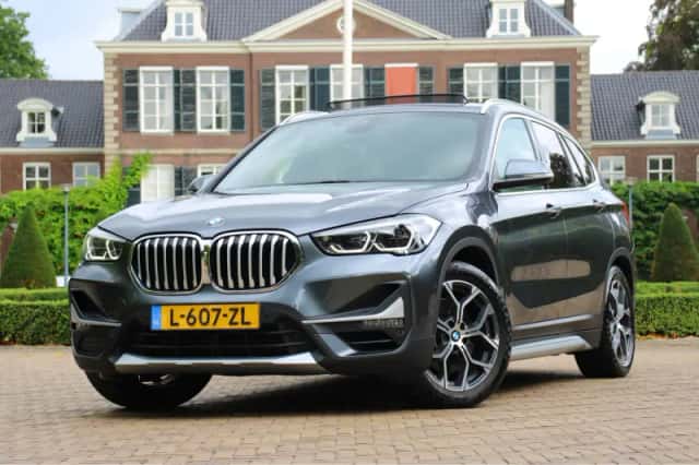 BMW X1 (2021) thumbnail 1
