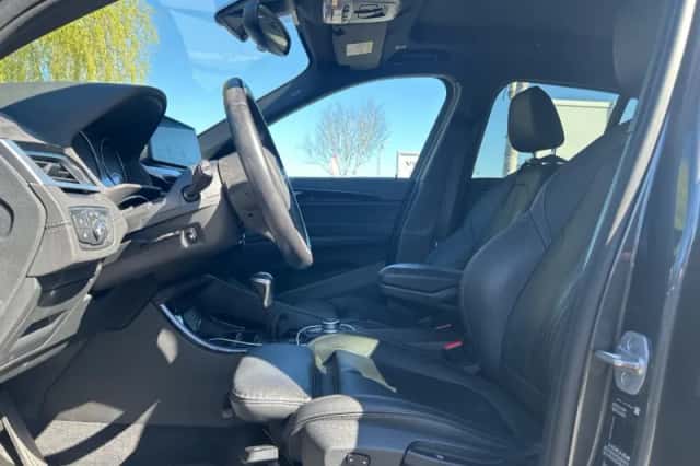 BMW X1 (2021) thumbnail 11