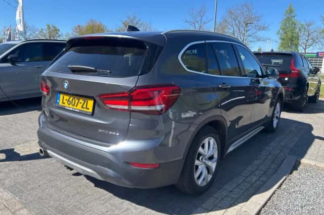 BMW X1 (2021) thumbnail 13