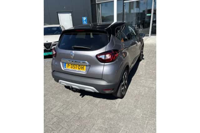 Renault Captur (2019) thumbnail 5