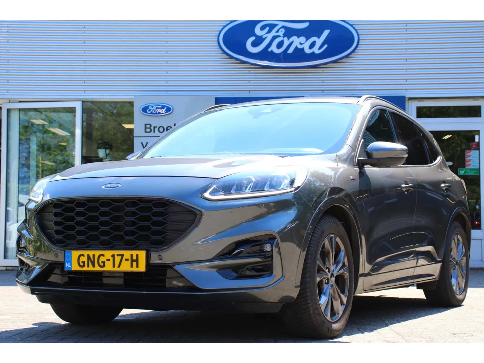 Ford Kuga (2022) — foto 1