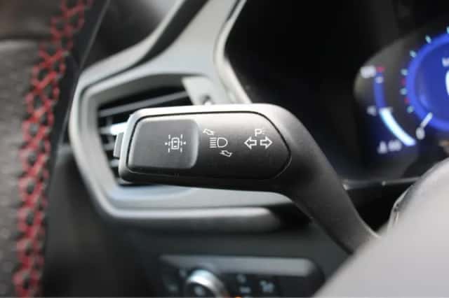 Ford Kuga (2022) thumbnail 16