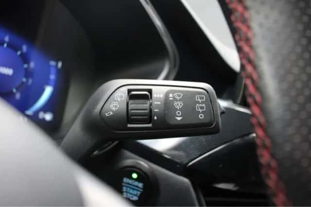 Ford Kuga (2022) thumbnail 17