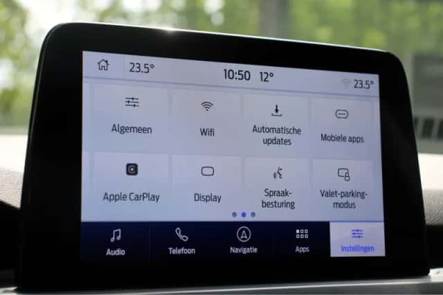 Ford Kuga (2020) thumbnail 22
