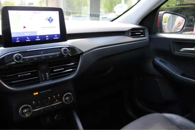 Ford Kuga (2020) thumbnail 29