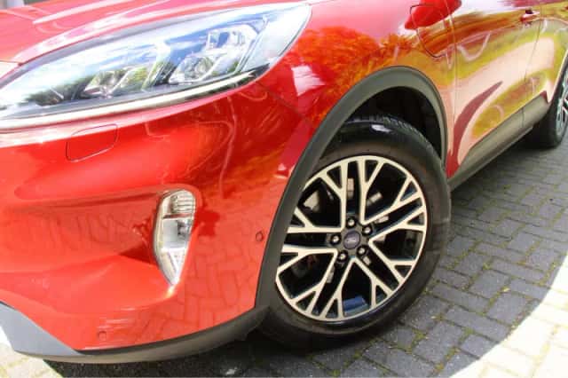 Ford Kuga (2020) thumbnail 39