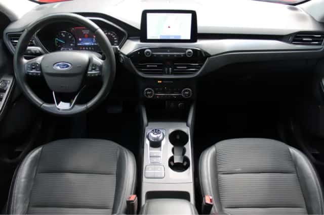 Ford Kuga (2020) thumbnail 5
