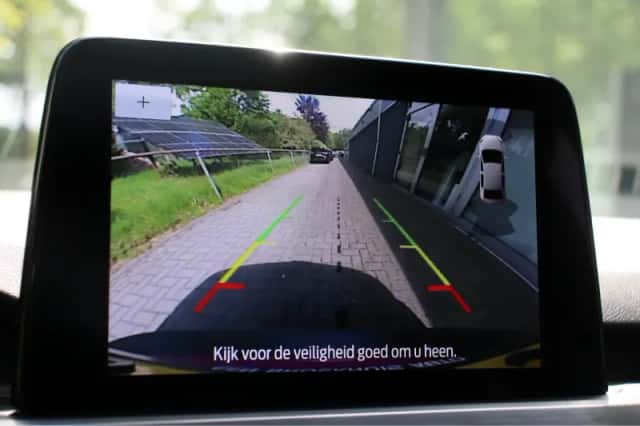Ford Kuga (2020) thumbnail 9