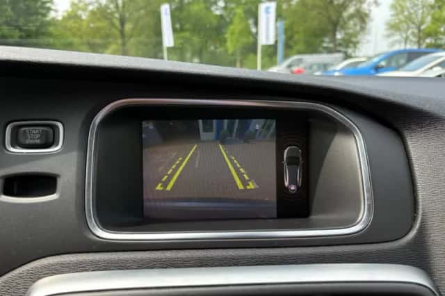 Volvo V40 (2019) thumbnail 11