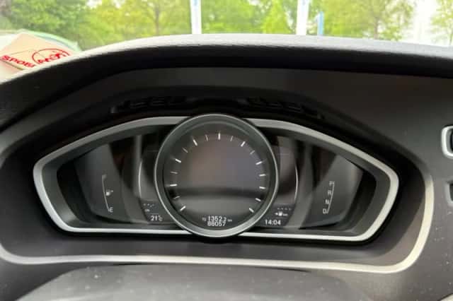 Volvo V40 (2019) thumbnail 12