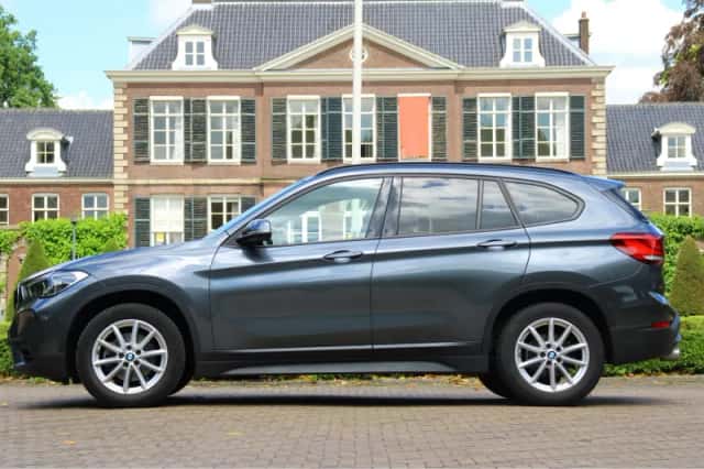 BMW X1 (2020) thumbnail 2