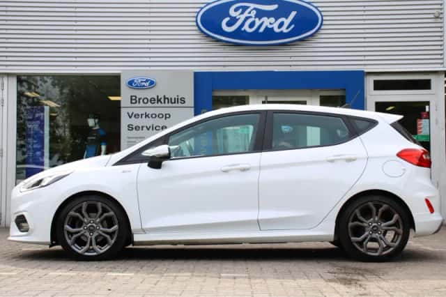 Ford Fiesta (2021) thumbnail 2