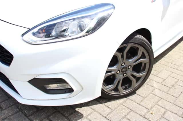 Ford Fiesta (2021) thumbnail 33