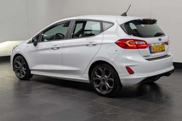 Ford Fiesta (2021) thumbnail 5