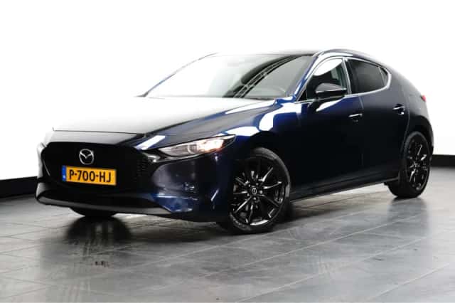 Mazda 3 (2022) thumbnail 1