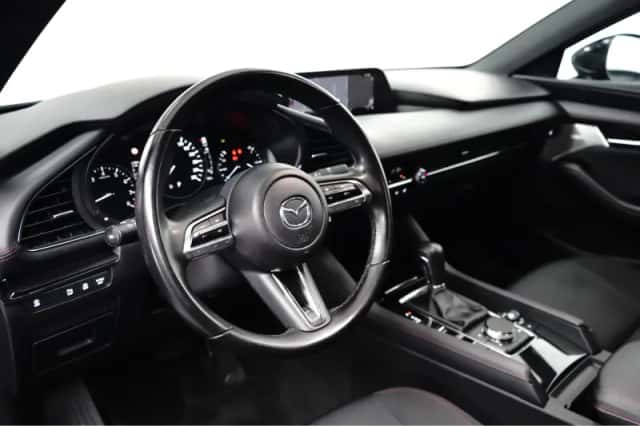 Mazda 3 (2022) thumbnail 18