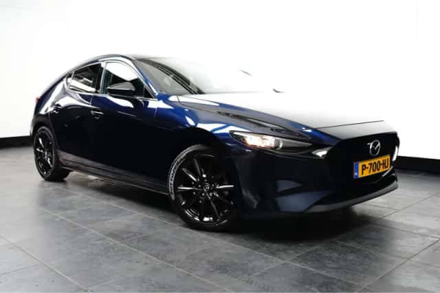 Mazda 3 (2022) thumbnail 3