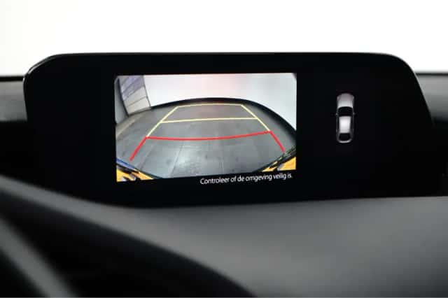 Mazda 3 (2022) thumbnail 25