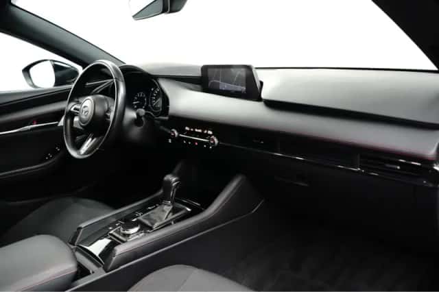 Mazda 3 (2022) thumbnail 8