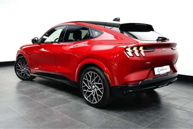 Ford Mustang Mach-E (2023) thumbnail 5