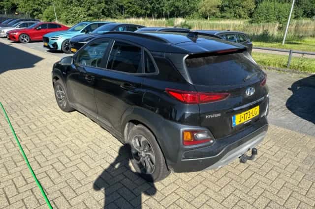 Hyundai Kona (2020) thumbnail 4