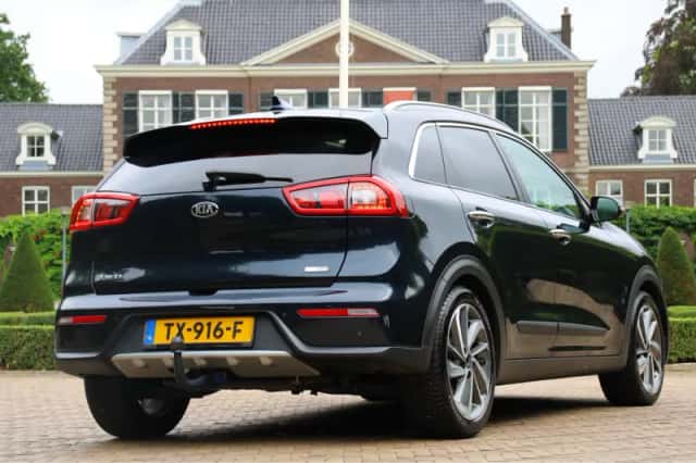 Kia Niro (2018) thumbnail 3