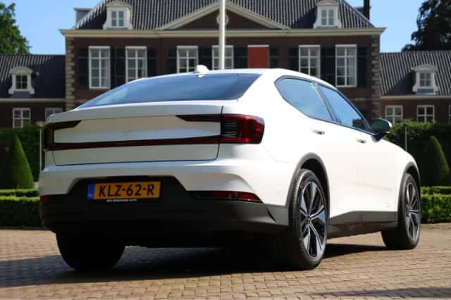 Polestar 2 (2024) thumbnail 3