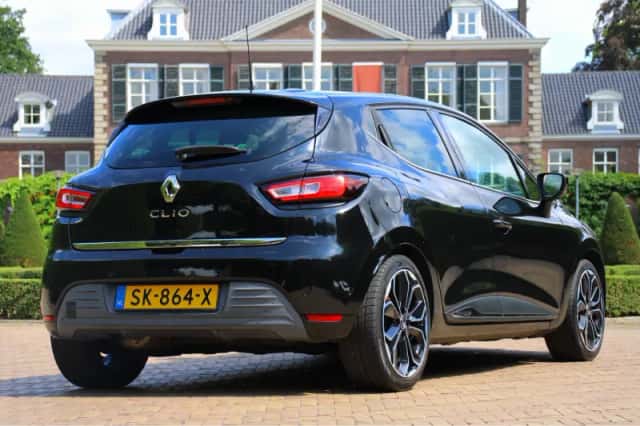 Renault Clio (2017) thumbnail 3