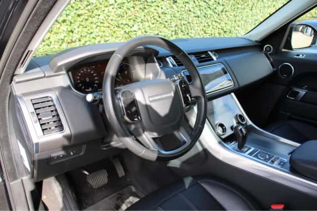 Land Rover Range Rover Sport (2020) thumbnail 4