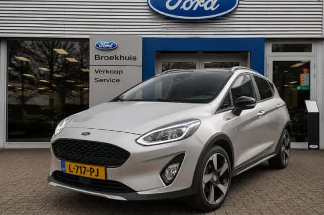 Ford Fiesta (2021) thumbnail 1