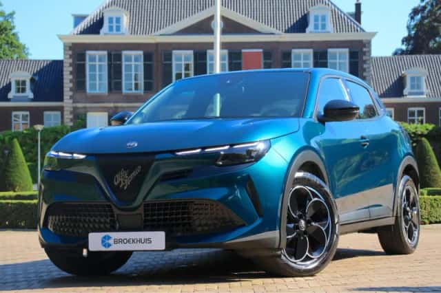 Alfa Romeo Junior (2025) thumbnail 1