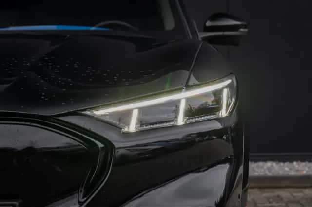 Ford Mustang Mach-E (2022) thumbnail 6