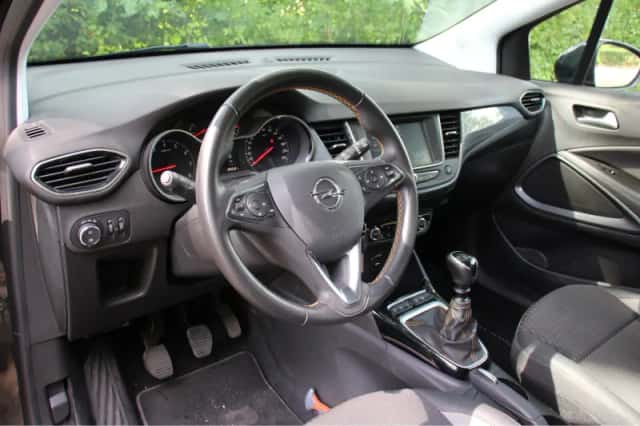 Opel Crossland X (2020) thumbnail 4
