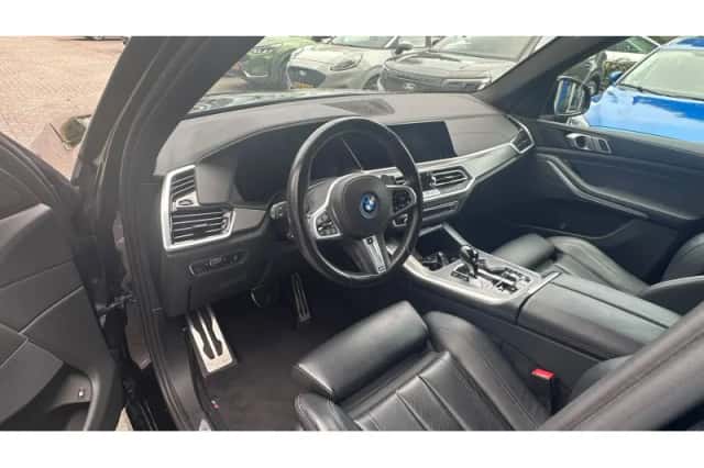 BMW X5 (2022) thumbnail 6