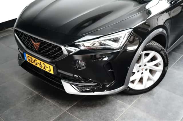 CUPRA Formentor (2021) thumbnail 3