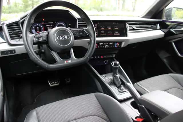Audi A1 (2022) thumbnail 4