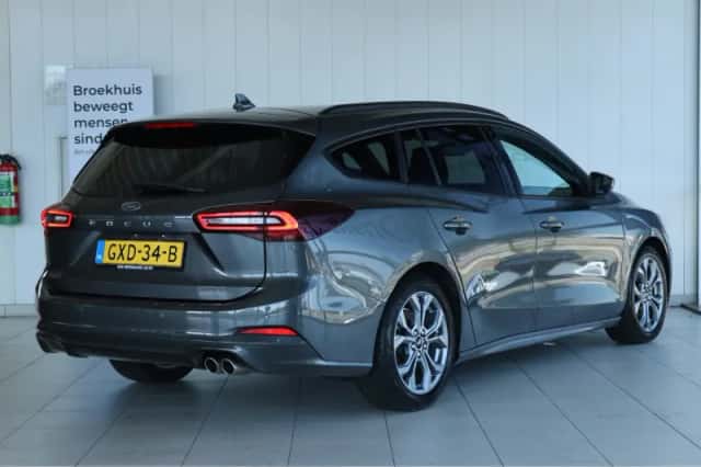 Ford Focus (2025) thumbnail 2