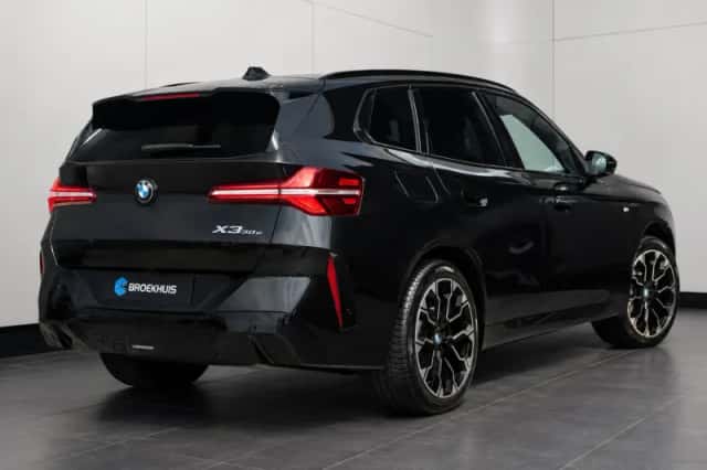 BMW X3 (2025) thumbnail 3