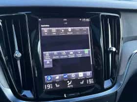 Volvo V60 (2021) thumbnail 21