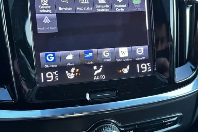 Volvo V60 (2021) thumbnail 22