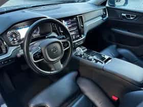 Volvo V60 (2021) thumbnail 25