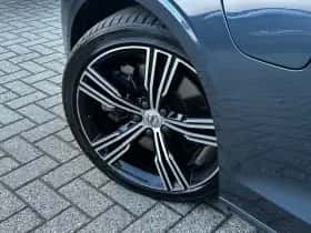 Volvo V60 (2021) thumbnail 33