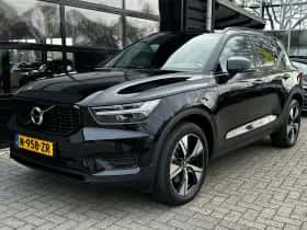 Volvo XC40 (2022) thumbnail 2