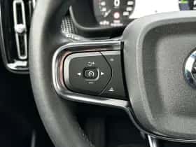 Volvo XC40 (2022) thumbnail 14