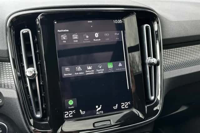Volvo XC40 (2022) thumbnail 20