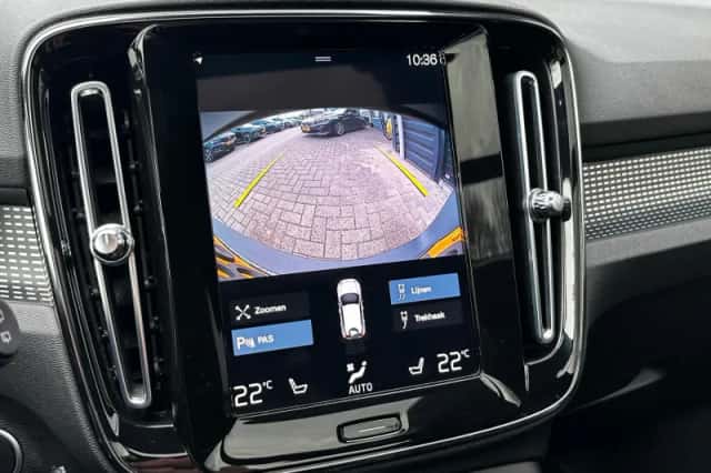 Volvo XC40 (2022) thumbnail 22