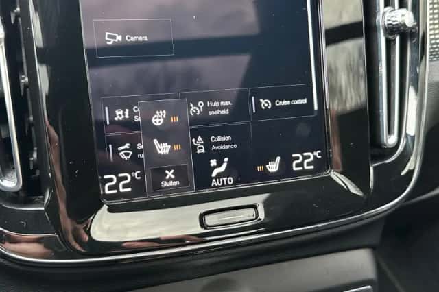 Volvo XC40 (2022) thumbnail 26